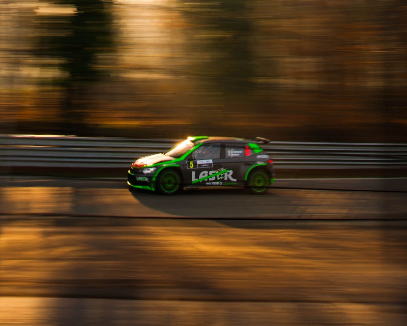 Car competing in the Monza rally